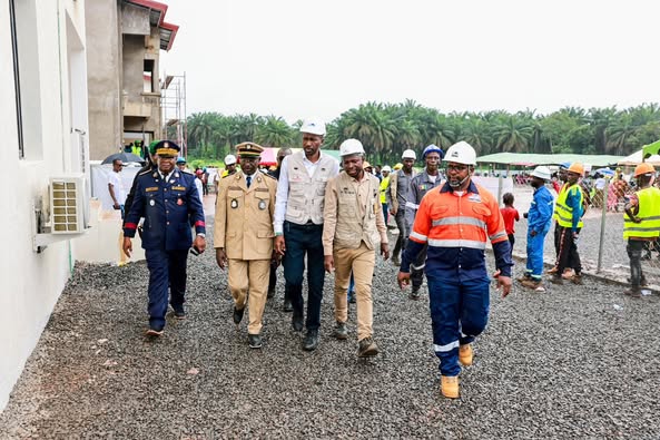 A l'occasion du 3ème anniversaire du CNRD, le chantier de Kolabounyi a été le théâtre d'une cérémonie d’inauguration des bâtiments témoins